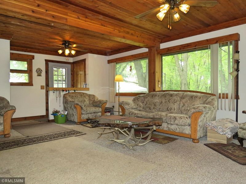 15013 360th St, Center City, MN 55012