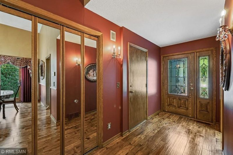 8484 Long Lake Rd, Mounds View, MN 55112