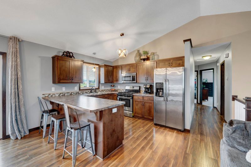 4931 87th St NE, Monticello, MN 55362