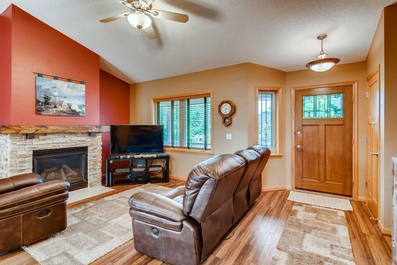 1691 Rodao Dr, River Falls, WI 54022