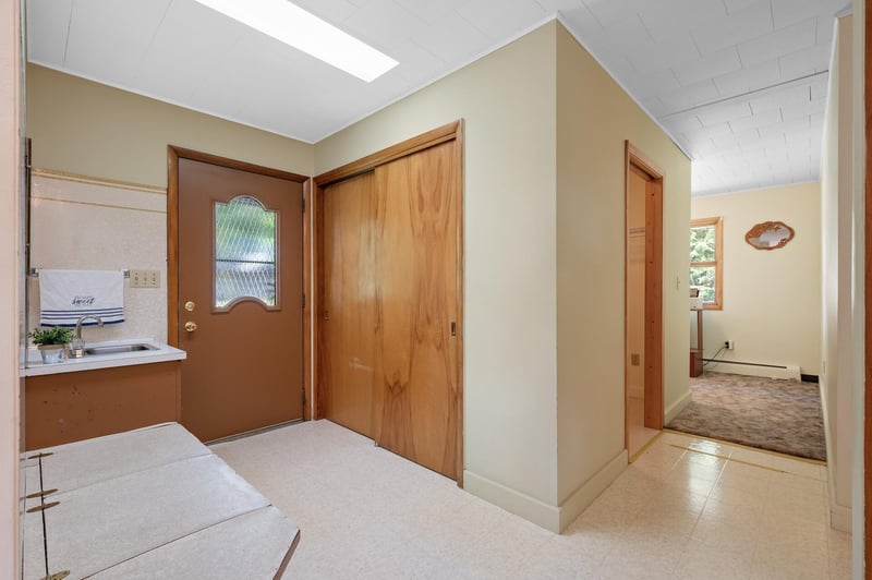 W7316 Lone Star Rd, Shell Lake, WI 54871