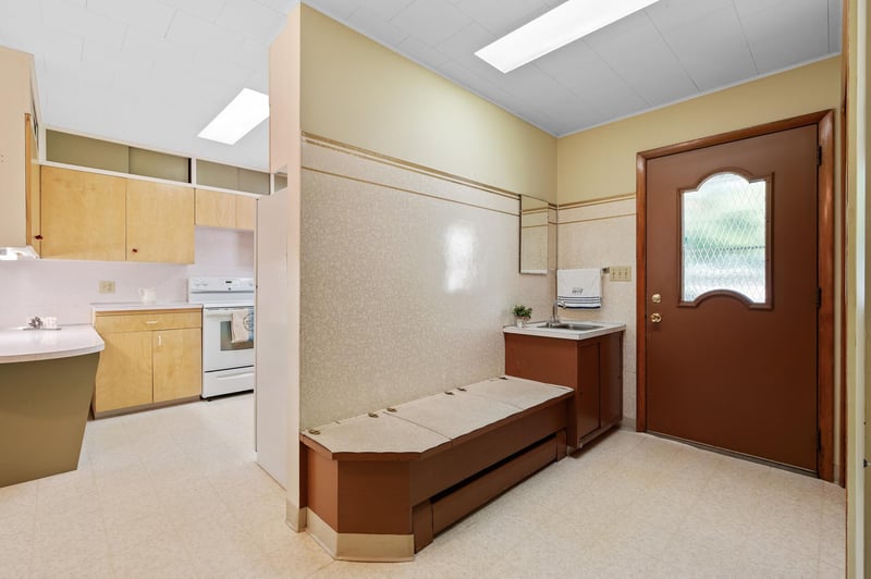 W7316 Lone Star Rd, Shell Lake, WI 54871