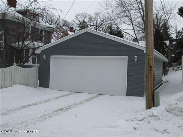 617 W Lakeside Dr, Fergus Falls, MN 56537