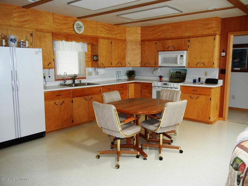 40606 N Marion Dr, Perham, MN 56573