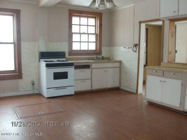 308 E 3rd Ave, Hewitt, MN 56453