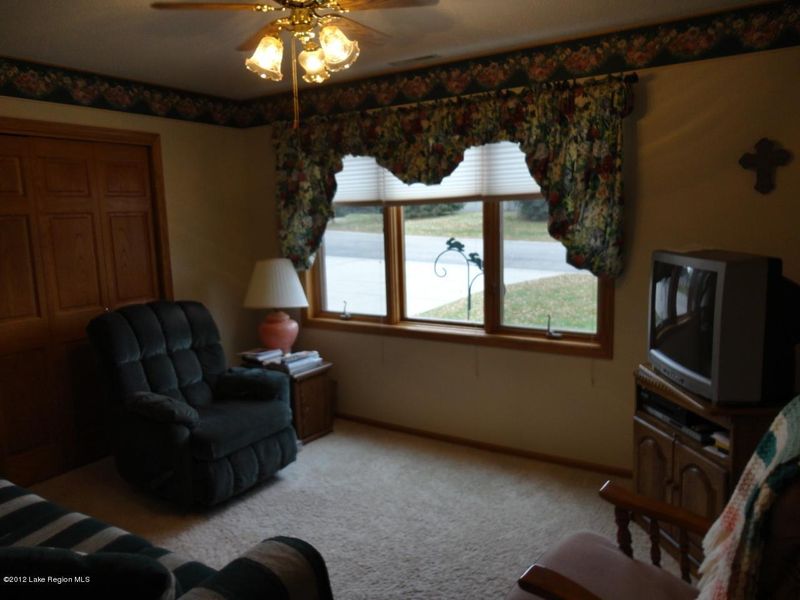 2209 Brookwood Ct, Fergus Falls, MN 56537