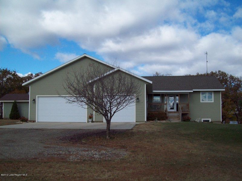 35409 Rolling Hills Dr, Underwood, MN 56586
