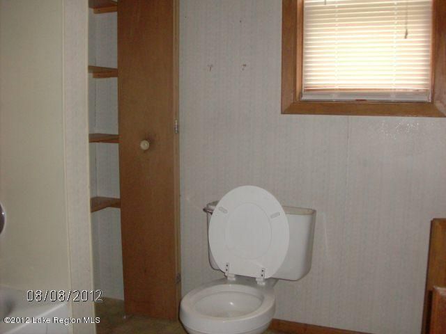 432 E Centre St, Parkers Prairie, MN 56361