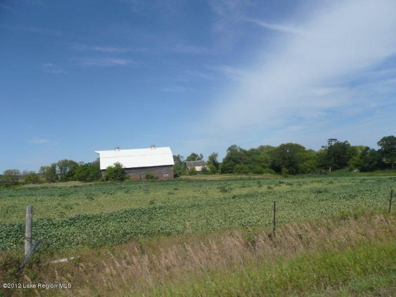 28397 330th St, Erhard, MN 56534
