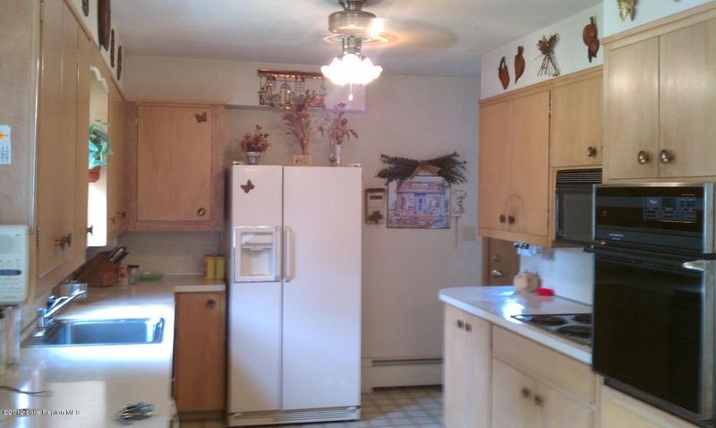 605 E Beech Ave, Fergus Falls, MN 56537