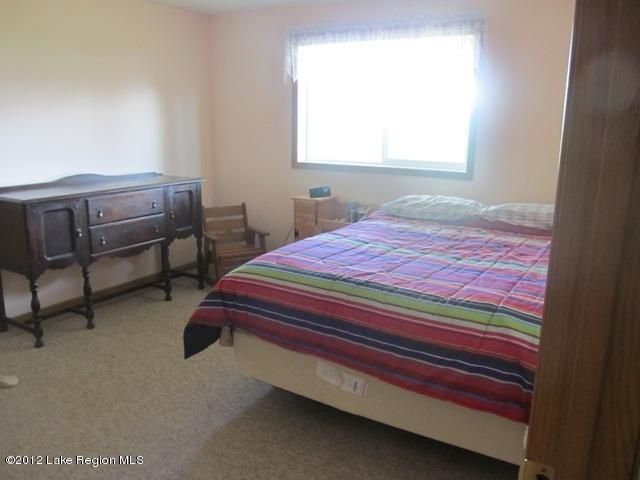 820 NW 9th St, Perham, MN 56573