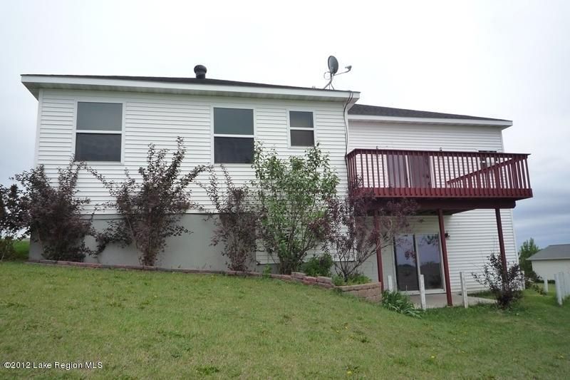 106 Andrew Dr, Fergus Falls, MN 56537
