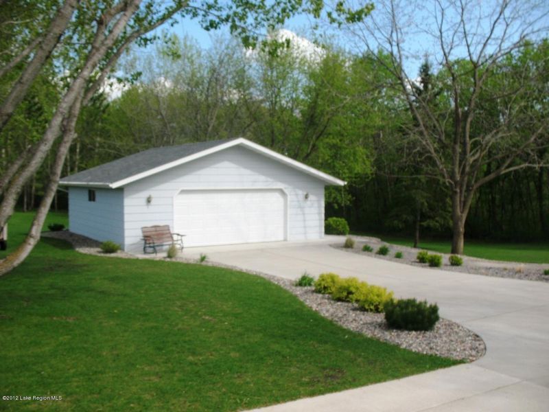 26598 190th St, Fergus Falls, MN 56537