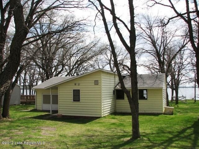 47275 Benny Ln, Perham, MN 56573