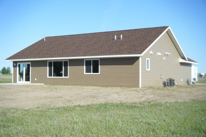510 Spruce Dr NE, Staples, MN 56479