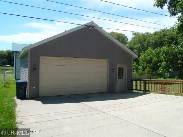 505 Stanton Ave, Fergus Falls, MN 56537