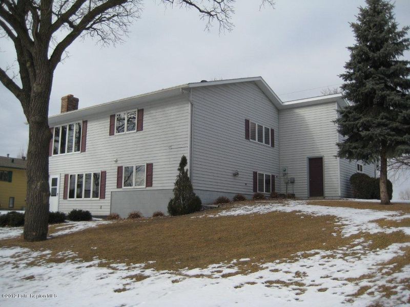 127 E Skogmo Blvd, Fergus Falls, MN 56537