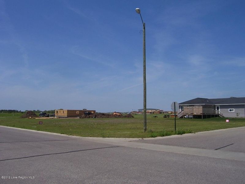 830 SW 8th Ave, Perham, MN 56573