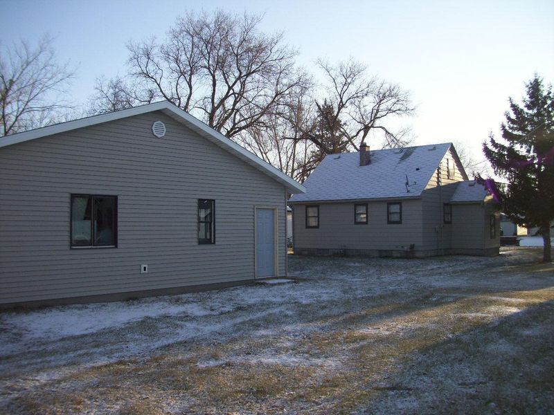 437 NW 2nd Ave, Perham, MN 56573
