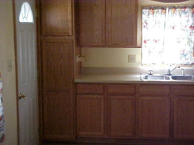 509 Wisconsin St, Hewitt, MN 56453