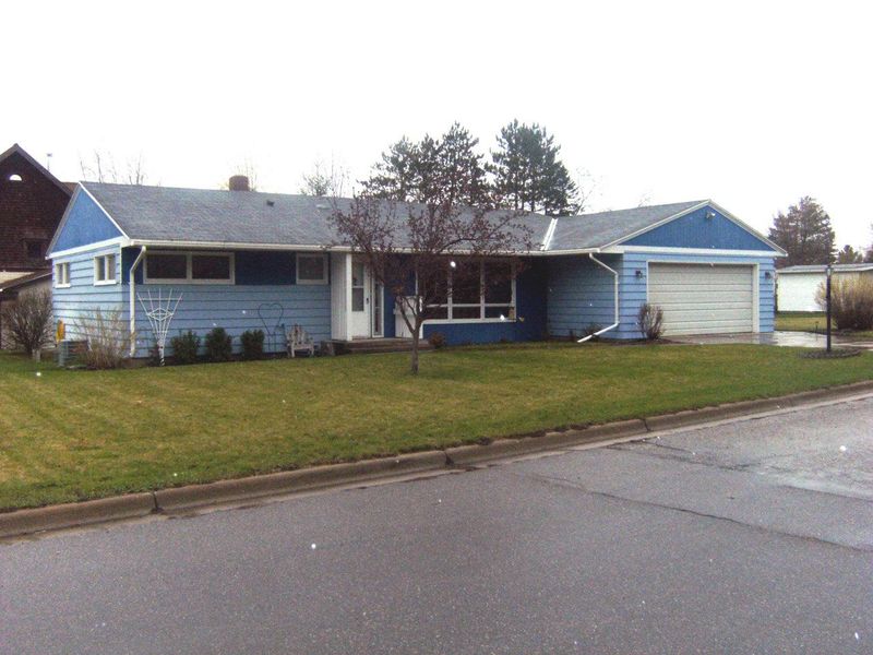 222 SW Lincoln Ave, Wadena, MN 56482
