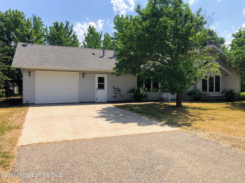 620 4th Ave NE, Perham, MN 56573