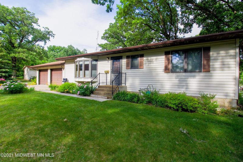 306 N 2nd Ave, Fergus Falls, MN 56537