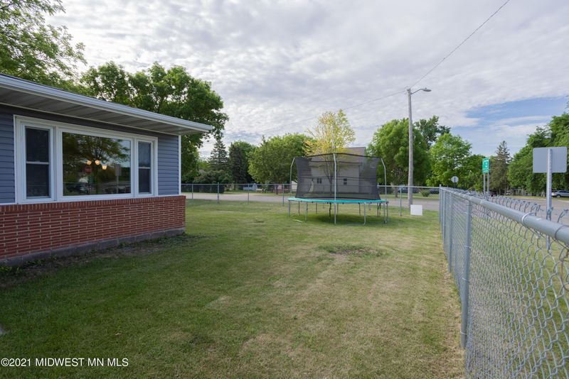 1304 N Park St, Fergus Falls, MN 56537