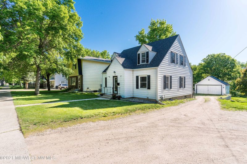 920 N Union Ave, Fergus Falls, MN 56537