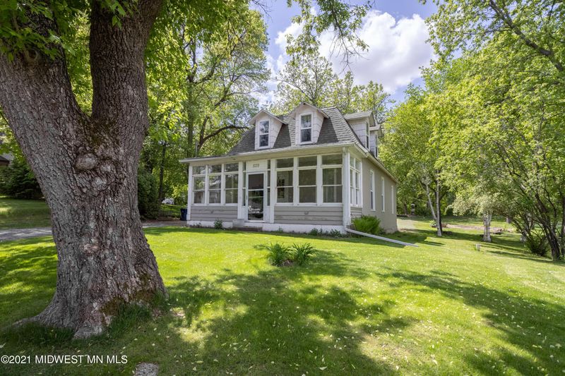 829 Springen Ave, Fergus Falls, MN 56537