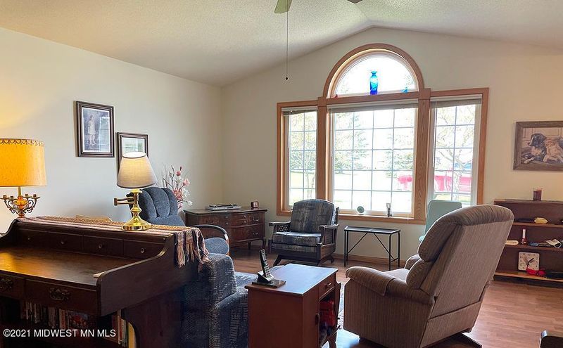 1711 Aspen Ln, Fergus Falls, MN 56537