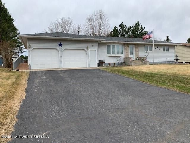 1415 7th St SE, Wadena, MN 56482