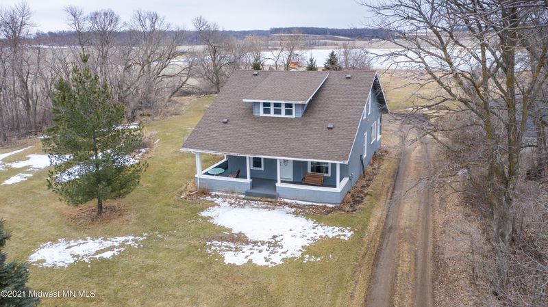 30142 320th St, Underwood, MN 56586