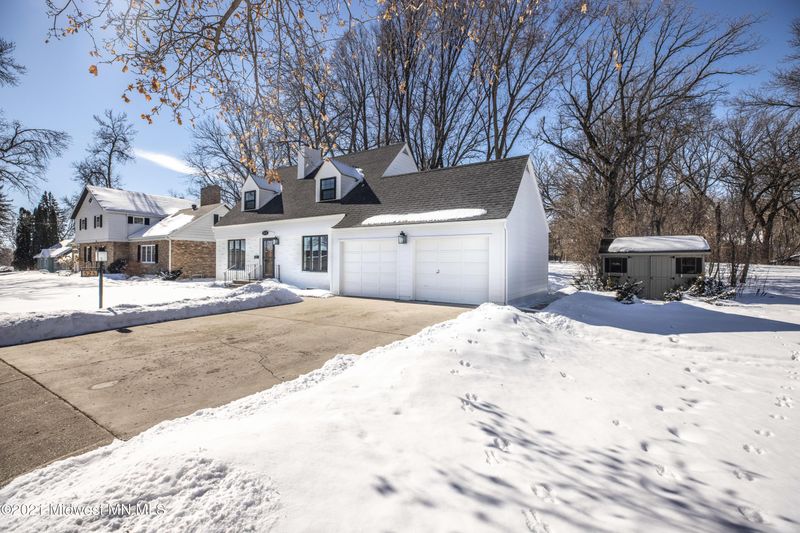525 Lundys Ln, Fergus Falls, MN 56537