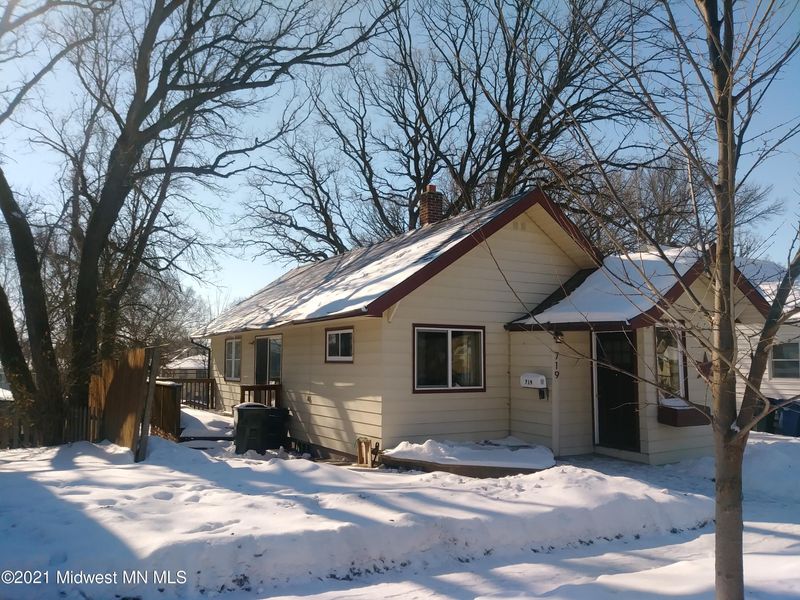 719 W Cavour Ave, Fergus Falls, MN 56537