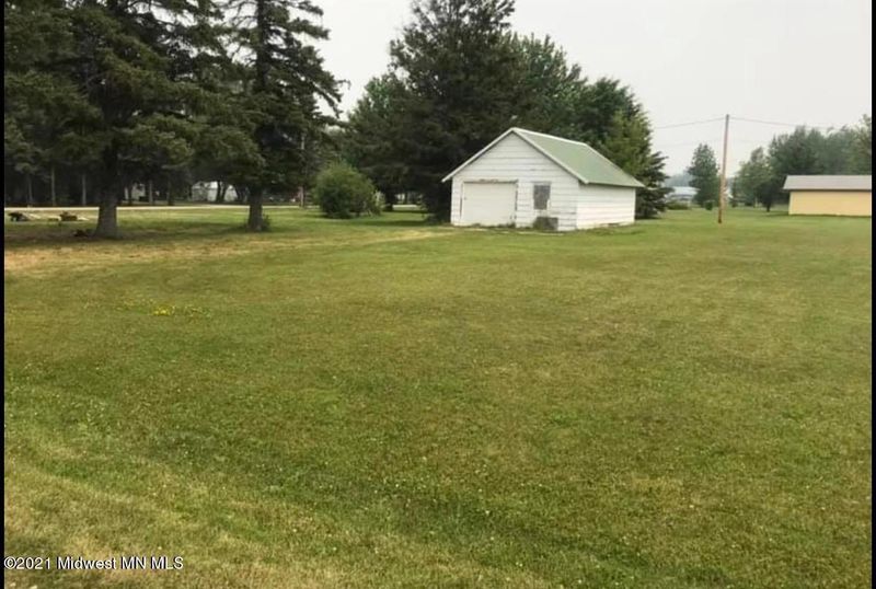 402 5th Ave SE, Baudette, MN 56623