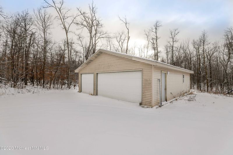 32900 205th St, Rochert, MN 56578