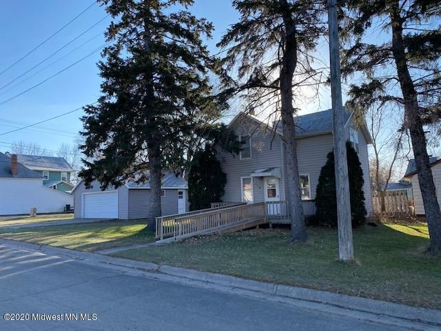 114 E Mckinley Ave, Mahnomen, MN 56557