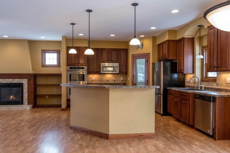 203 Fox Rn, Perham, MN 56573