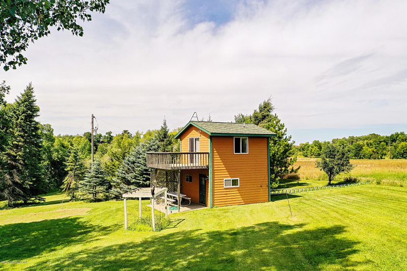 37998 395th St, Dent, MN 56528