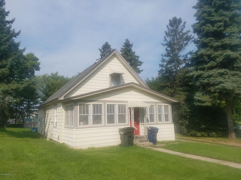 506 Vernon Pl, Fergus Falls, MN 56537