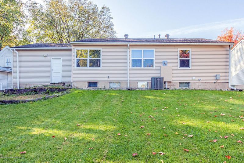 507 E Gustavus Ave, Fergus Falls, MN 56537