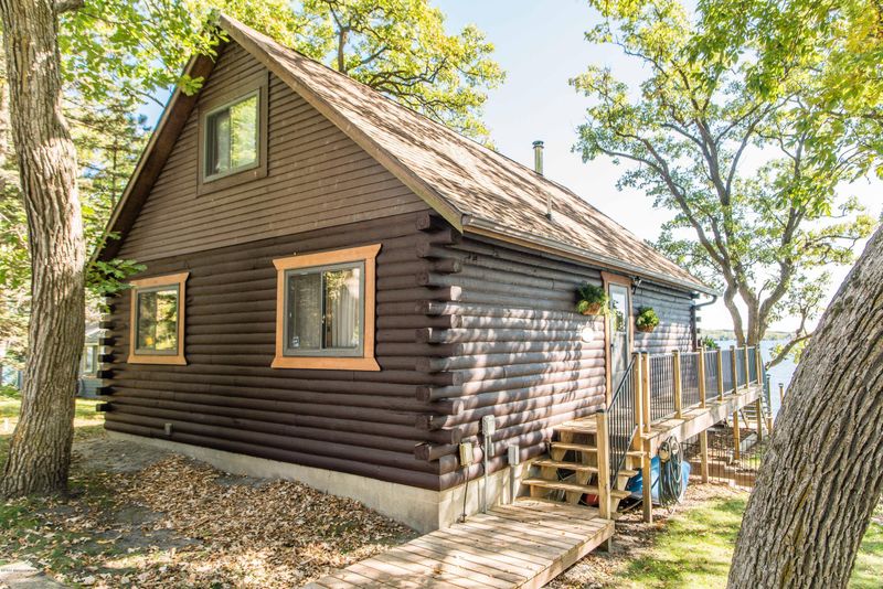 37952 Eagle Lake Loop, Battle Lake, MN 56515