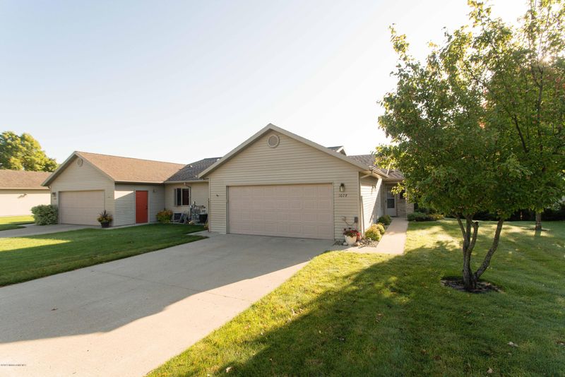1028 N Buse St, Fergus Falls, MN 56537