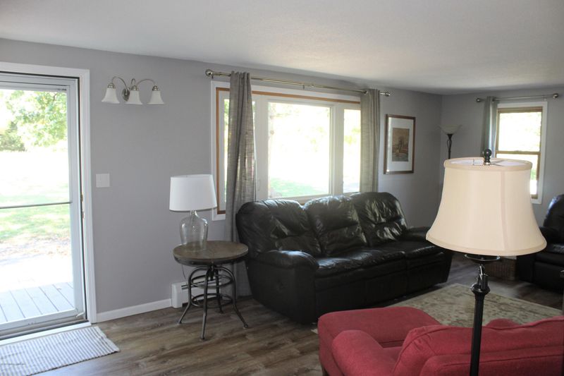 23752 Diversion Dr, Fergus Falls, MN 56537