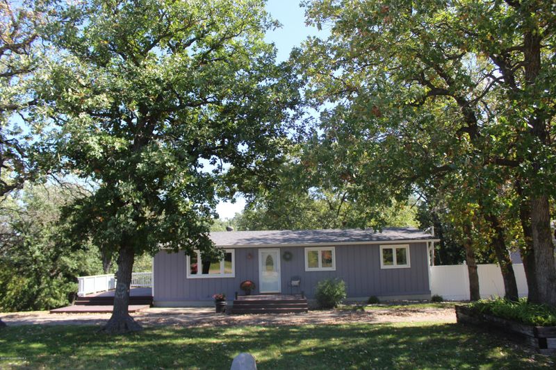 23752 Diversion Dr, Fergus Falls, MN 56537