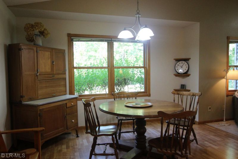 21142 Southdale Dr, Fergus Falls, MN 56537