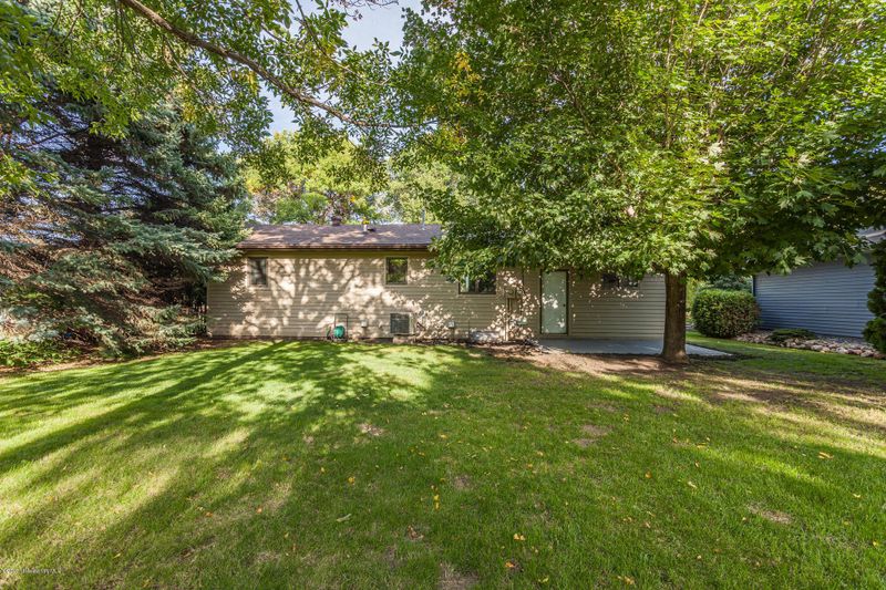 812 Martin St S, Fergus Falls, MN 56537