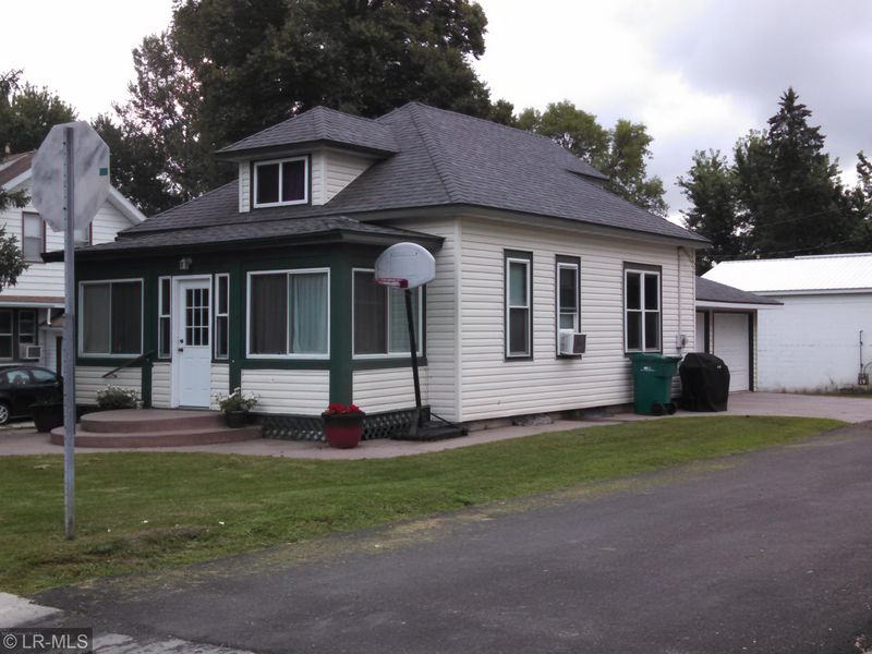 107 E Main St, Dalton, MN 56324