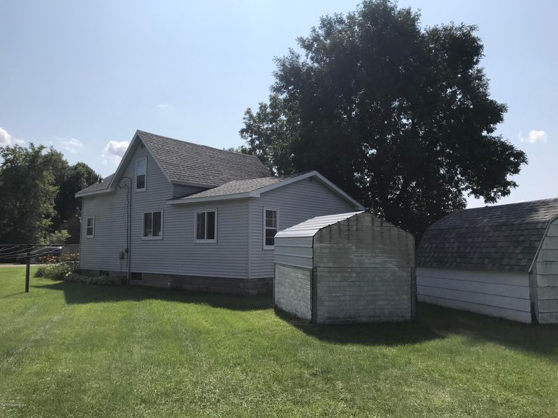 603 Hipple Ave, Henning, MN 56551